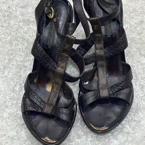 Louis Vuitton Women’s Print Sandals